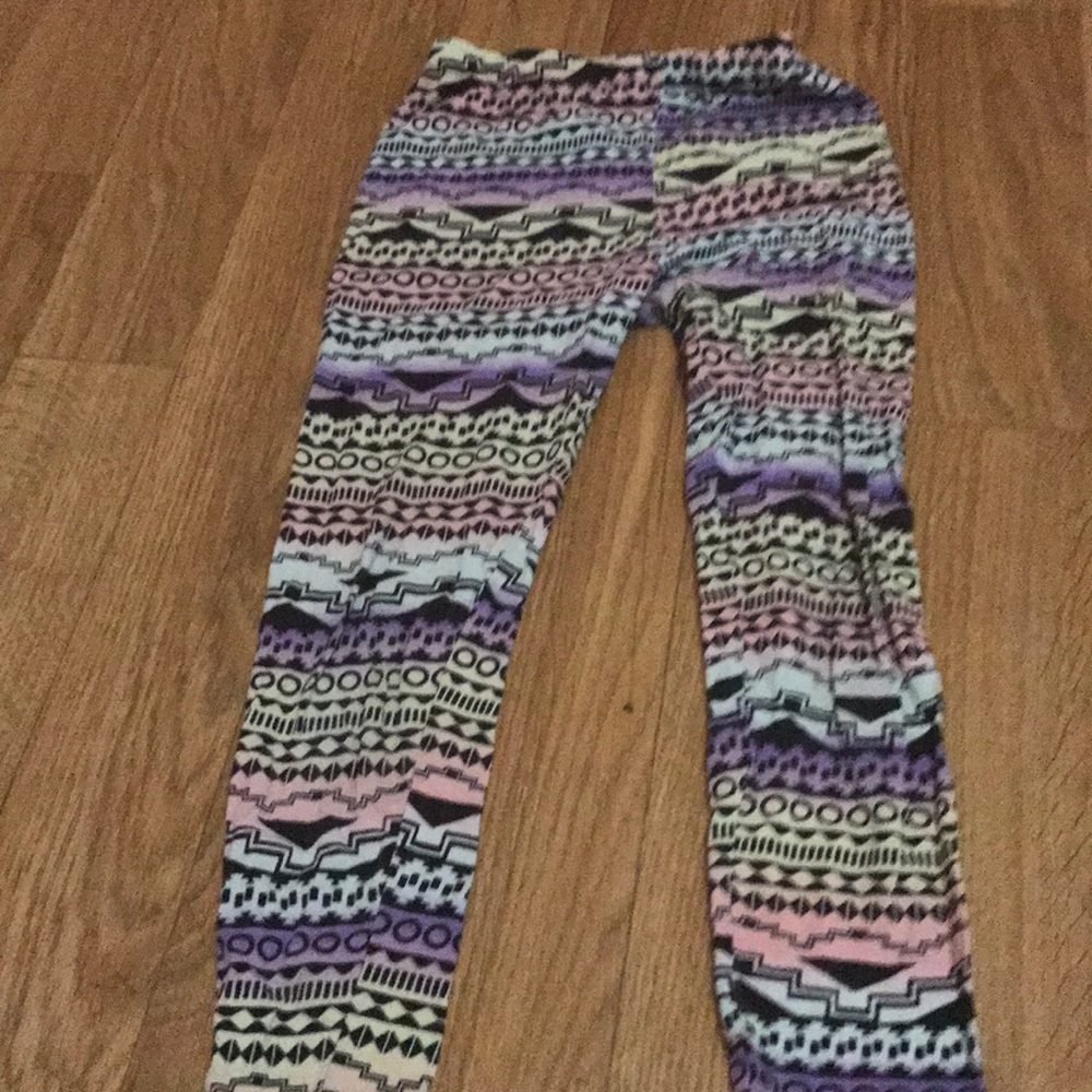 Pastel Aztec leggings